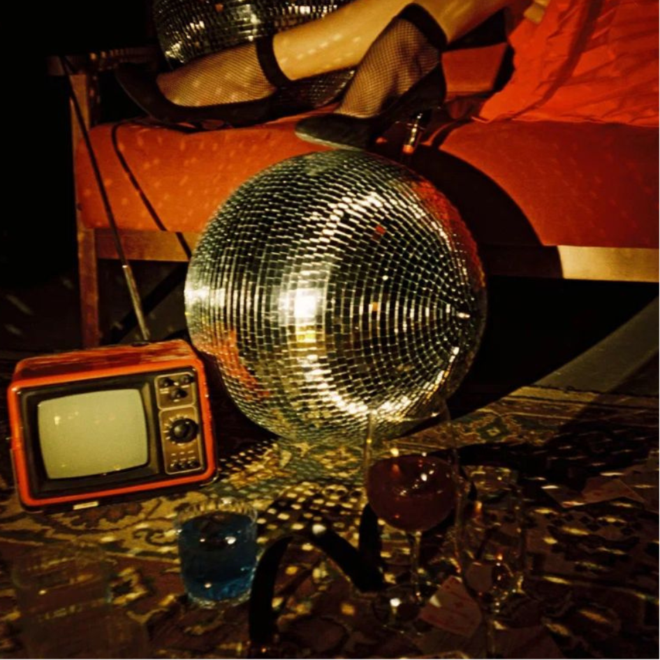 A DISCO FARE